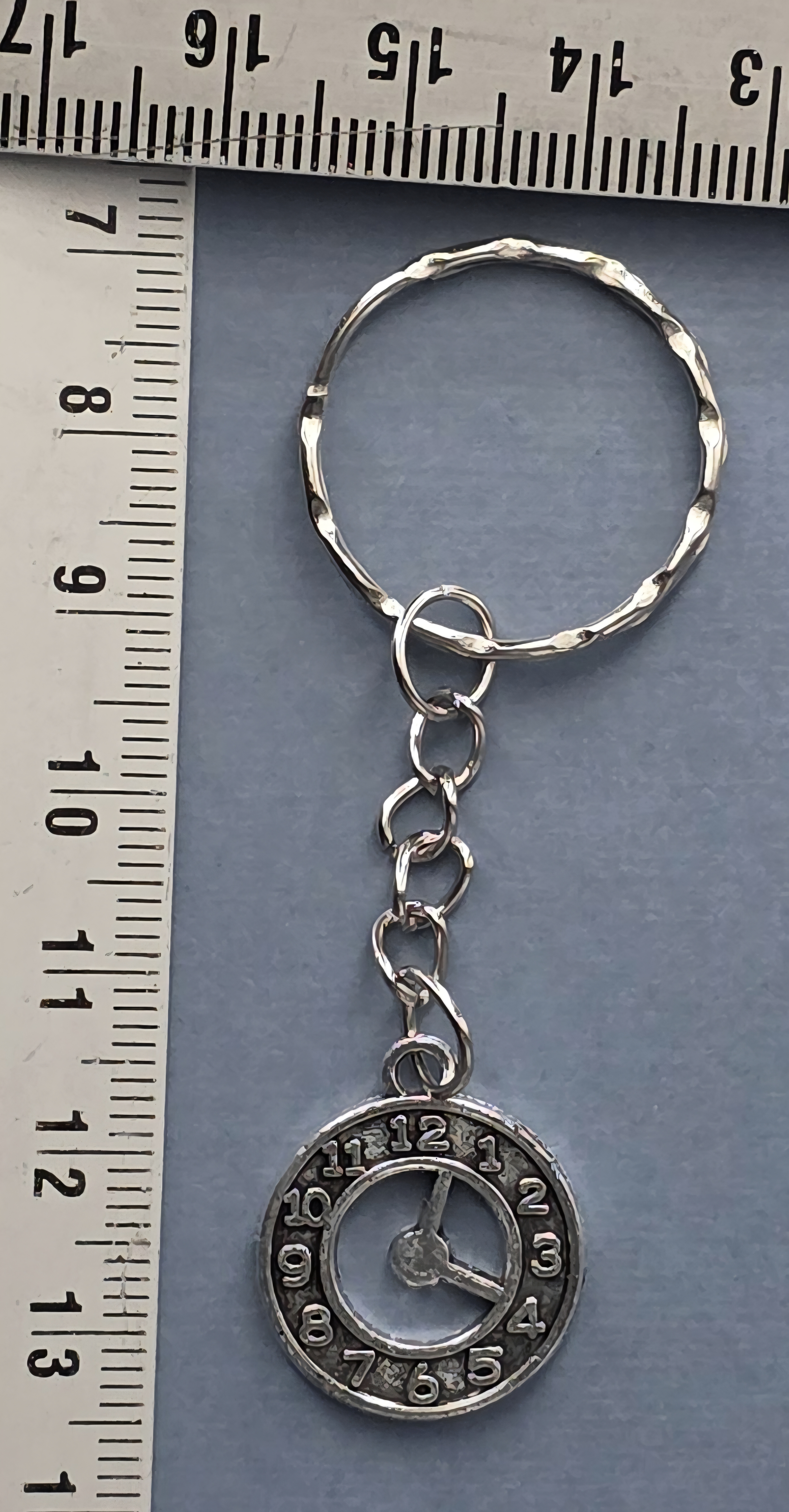 sleutelhanger  klok