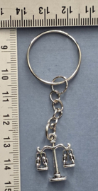 sleutelhanger weegschaal