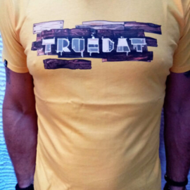 Truedat T-Shirt with Wall image