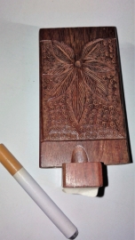 Caja de madera bellamente elaborada con boquilla para cigarrillos de 10 cm