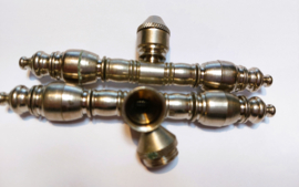 Robusto tubo in metallo da 14 cm con 2 estremità