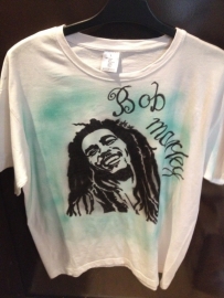 t-shirt met airbrush afbeelding van Bob Marley