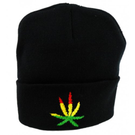 Czarna czapeczka z liśćmi Rasta cannabis