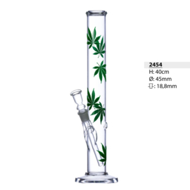 glasbong met cannabisbladeren, gp134