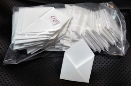 grands cachets / enveloppes  pliés 50pcs 95 mm x 95 mm