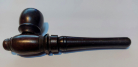 Petite pipe en bois joliment décorée 10 cm