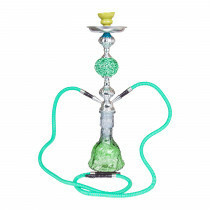 Een Green Atlas shisha, 56 cm met twee slangen.