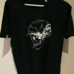 Truedat-Totenkopf-T-Shirt aus 100 % Bio-Baumwolle