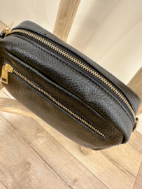 Leather classic crossbody bag - black