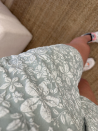 Flower short Azzurro - green