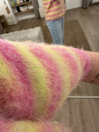 Stripe short V-pull Azzurro - pink/lime
