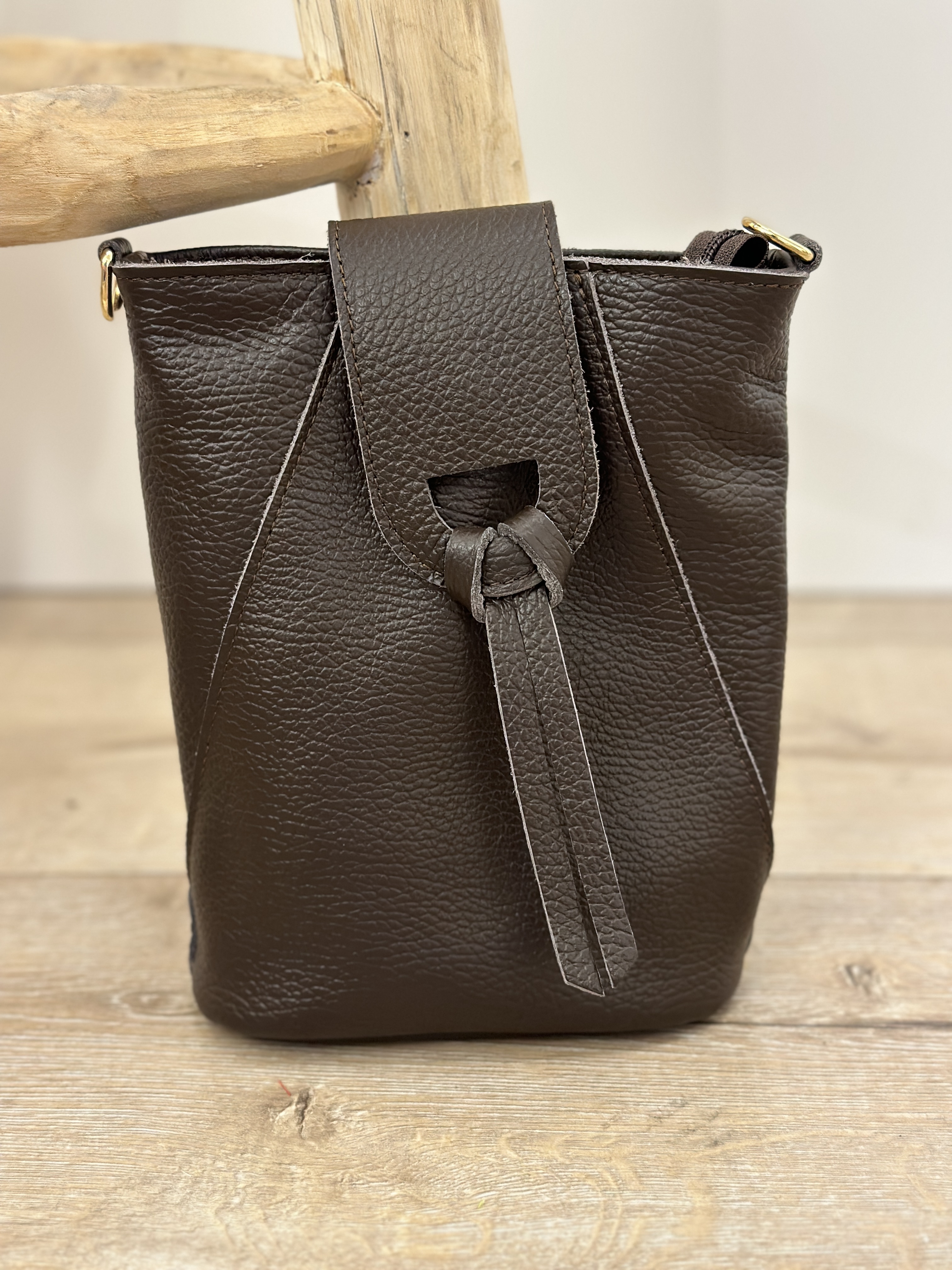 Leather kendra bag - dark brown