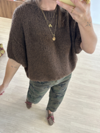 Knitted short pull Ambika - dark brown