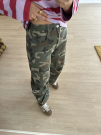 Camo cargo pants - army green