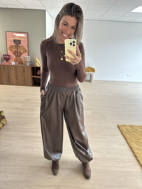 PU leather parachut pants - dark brown