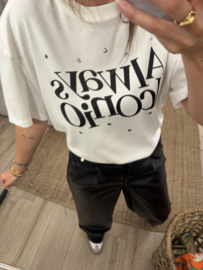 Text stud tee Ambika - white/black