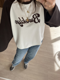 Brooklyn baseball pull - dark brown