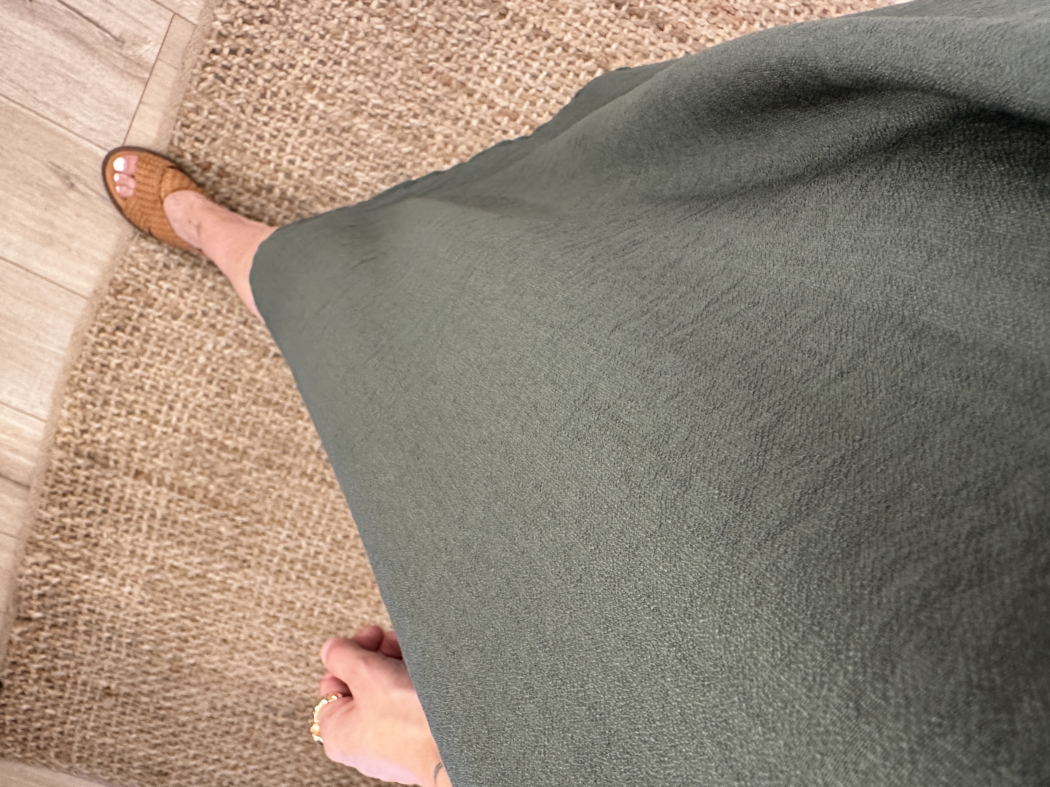 Short V-dress Azzurro - army green