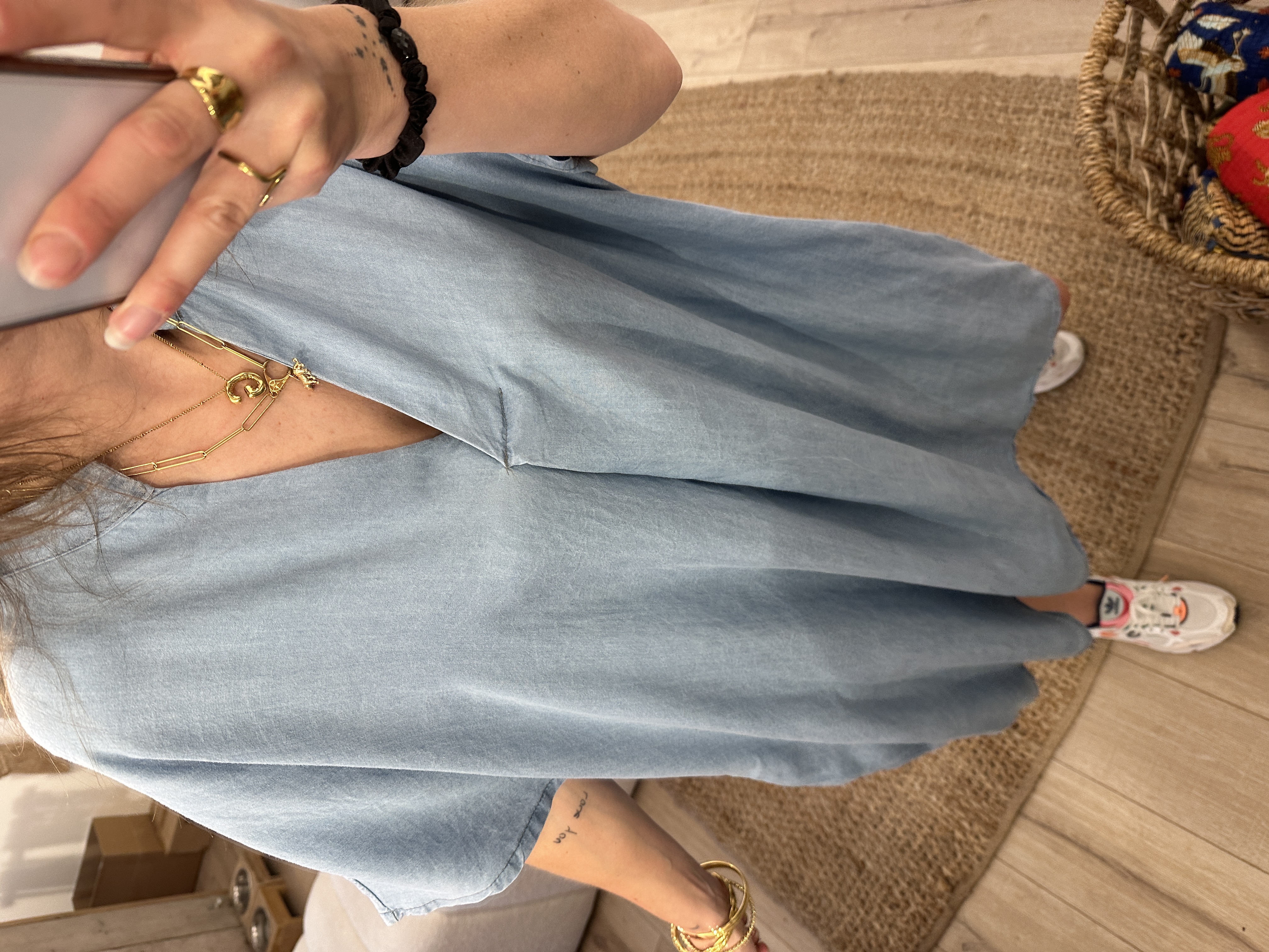 Short V-dress Azzurro - tencel light blue