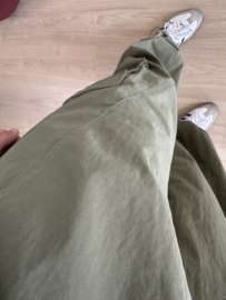 Parachut cord pants - army green
