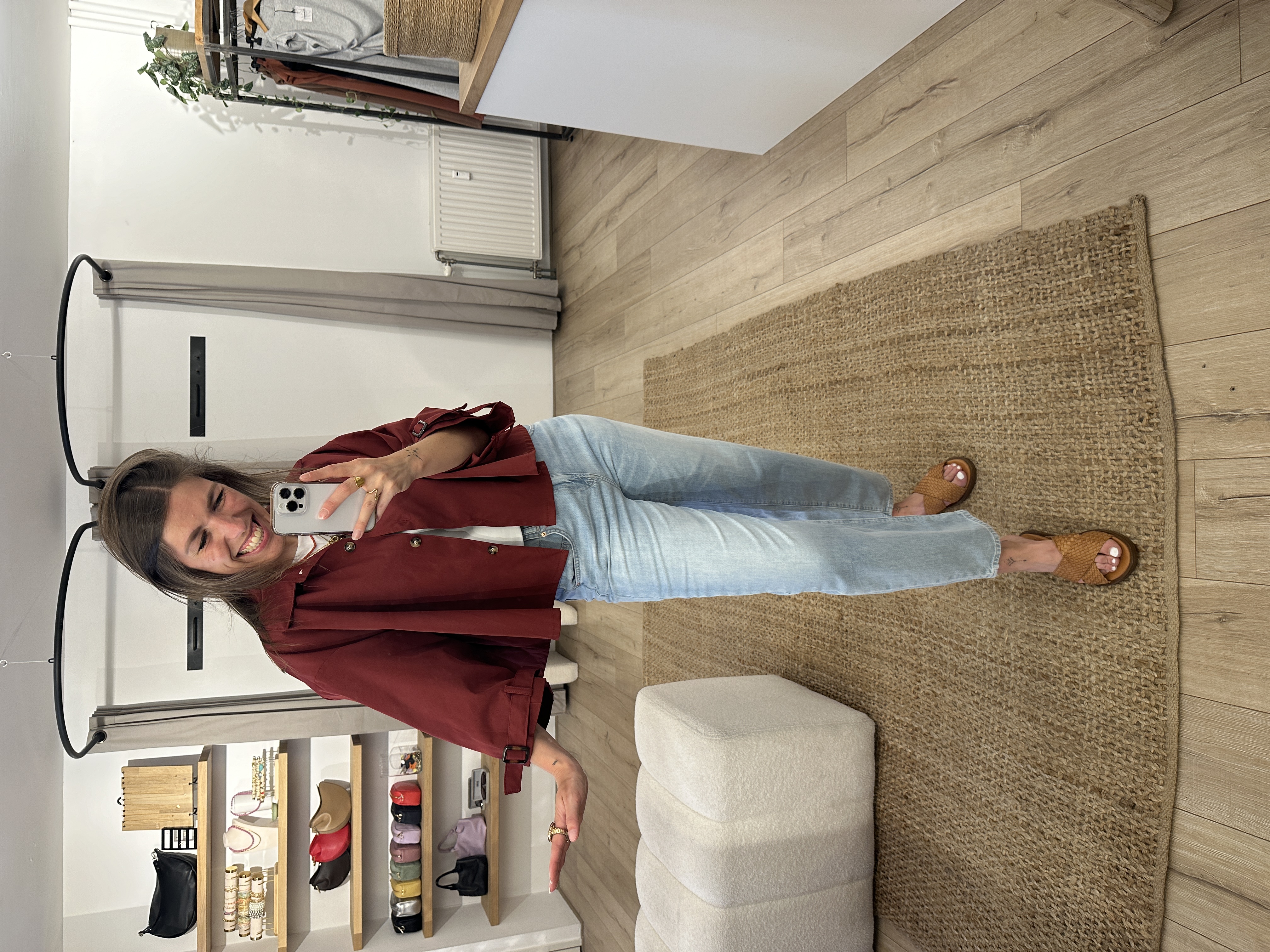 Wide short trenchcoat - bordeaux