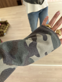 Camo baseball print longsleeve - dark blue/yellow
