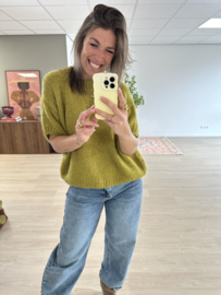 Knitted short pull Ambika - green