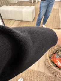 Basic knitted pull Azzurro - black