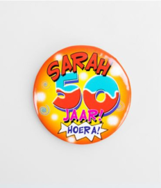 Button 50 Sarah