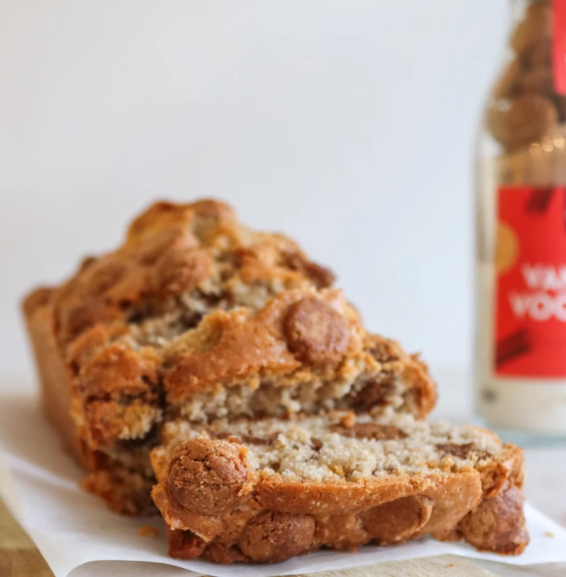 *Pineut Sint Kruidnoten Cake