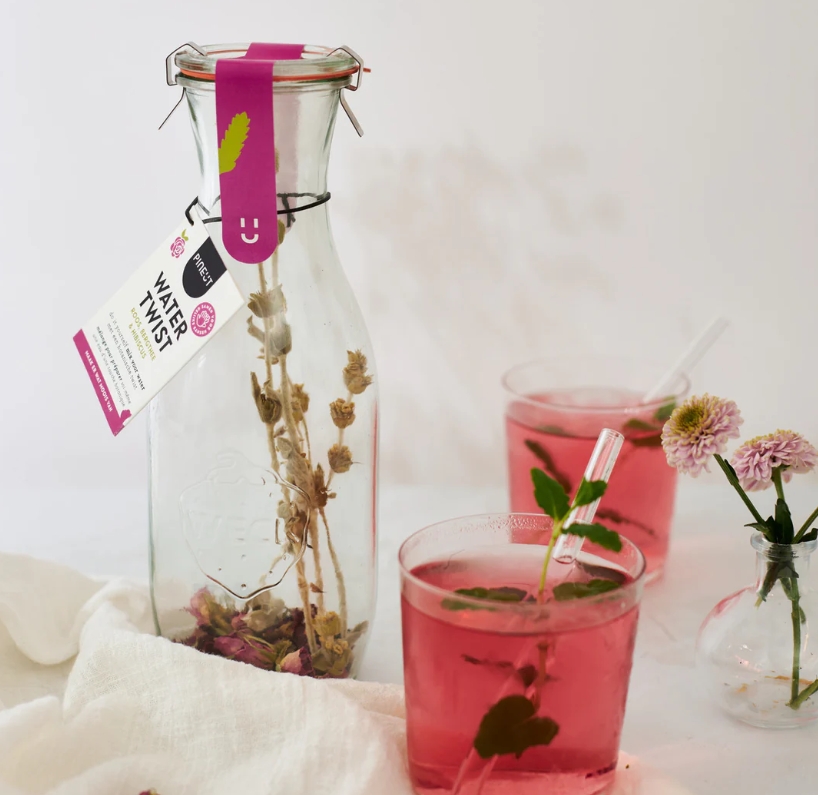 *Pineut Tafelwater Watertwist Roos Bergthee Hibiscus