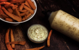 *Plantaardige Vegan Mosterd Kaviaar Mayo fles 775 ml.