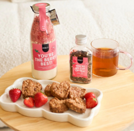 Pineut Pineut In Love Berry Best Strawberry Cookies Fles