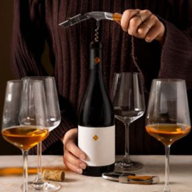 Moments Sommelier mes Olijfhout