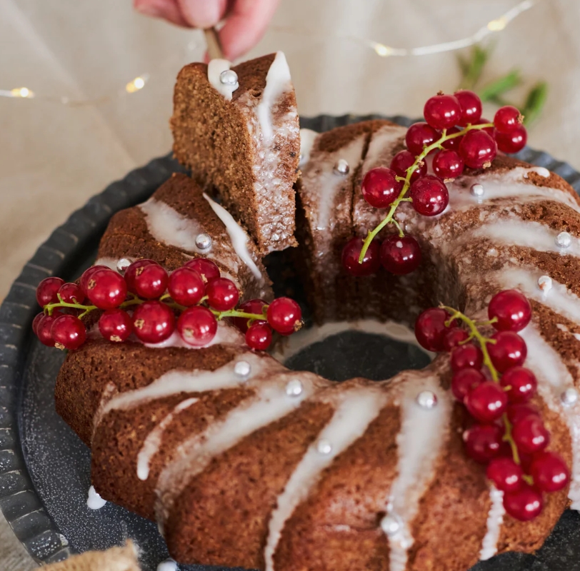 Pineut Gluhweincake