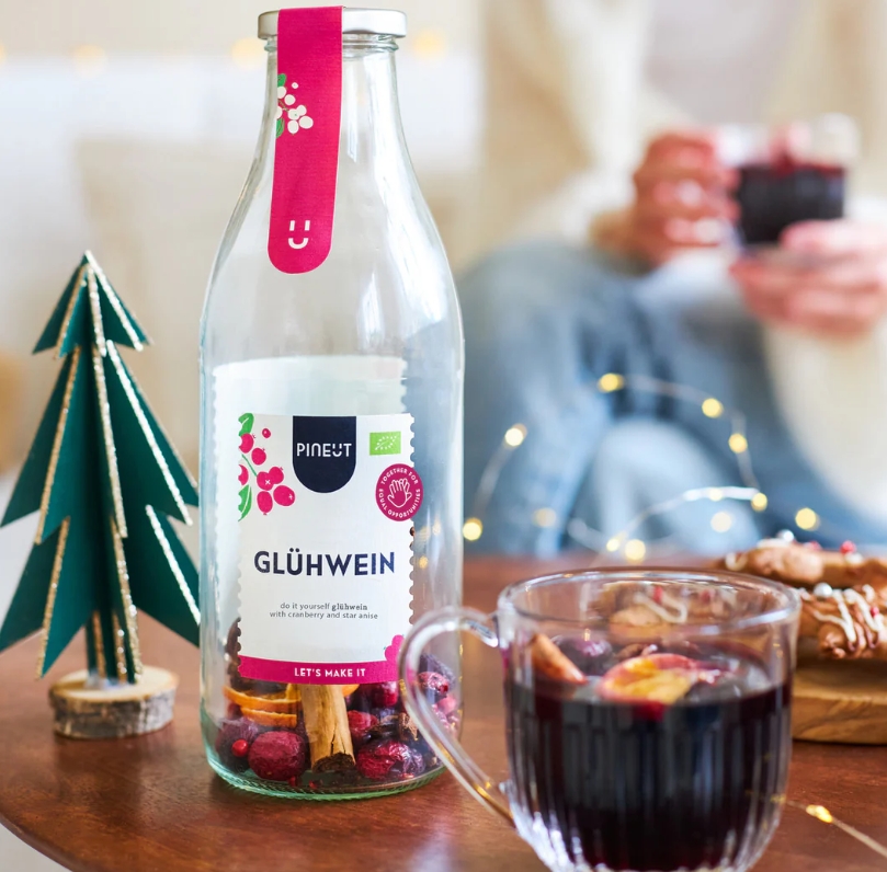 Pineut Glühwein Rode Wijn Karaf