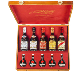 Giusti Balsamico di Modena set 5 Scrigno Houten box