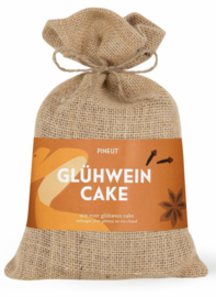 Pineut Gluhweincake