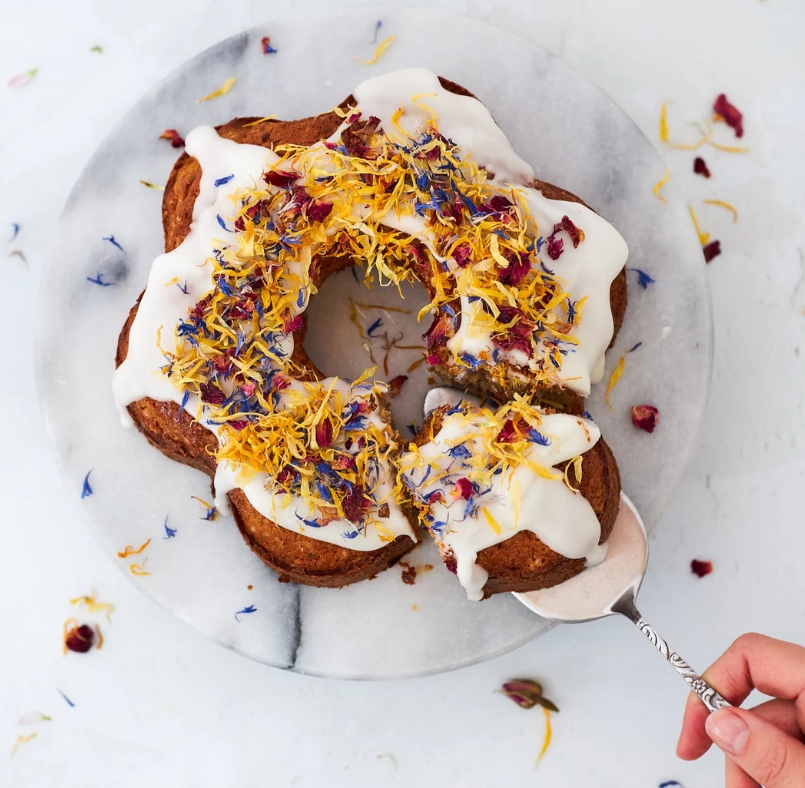 Pineut  Flower Power Cake