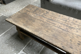 Oud houten salontafel