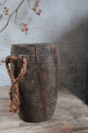 Oude houten pot