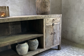 Oud houten sidetable 2 deurtjes en een lade, 140 cm