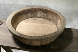 Oude houten olijfbak 58 cm