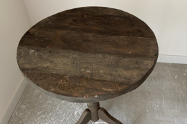 Oud houten wijntafel 61 cm