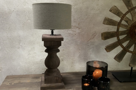 Houten balusterlamp