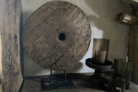 Oud houten wiel