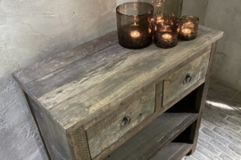 Oud houten sidetable met 2 lades