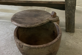 Oud houten spicebox Aura Peeperkorn