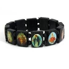 Religieus houten armbandje