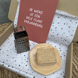 Doosje vol leuks: 'Ik wens je een hele fijne verjaardag'